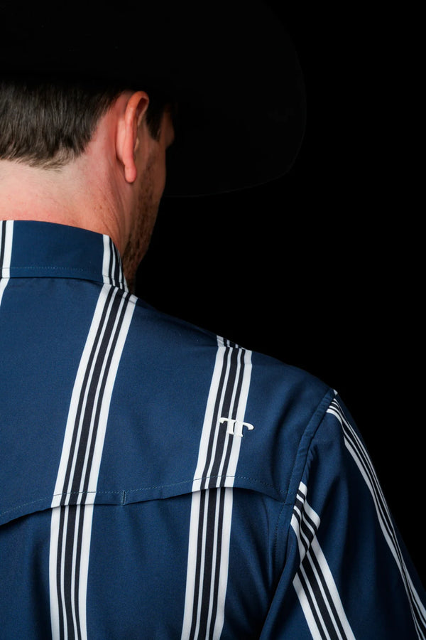 Hatfield  Short Sleeve Pearl Snap Shirt