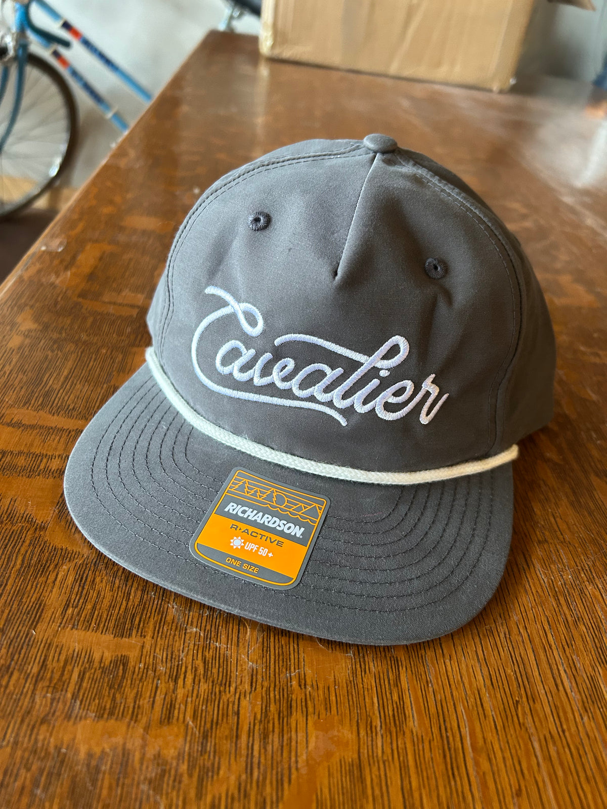 Cavalier Rope Hat- Grey/White