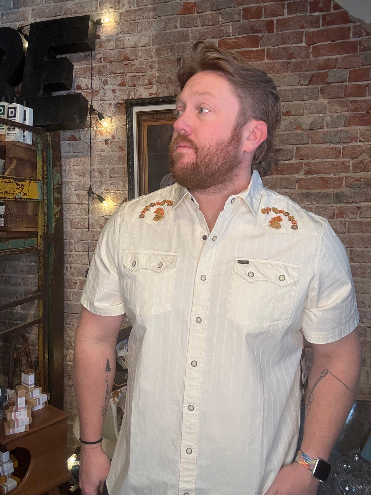 Crosscut Deluxe SS Shirt - Fowl Play: Off White Dobby