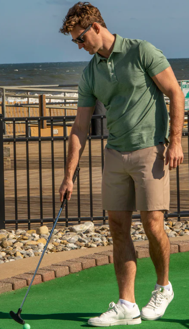 Hybrid Short 8" - Sand