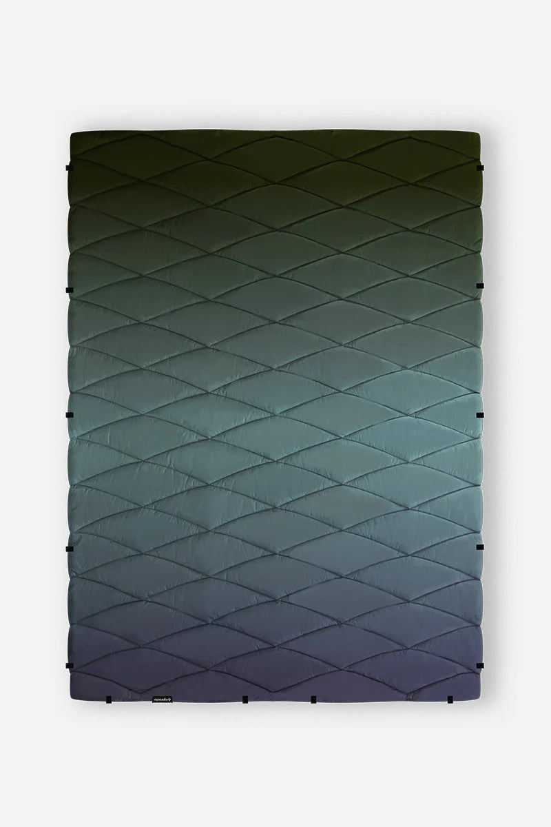 Nomadix Puffer Blanket- Arctic Glow